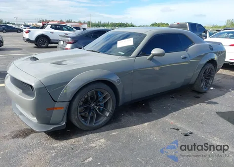 2023 Dodge Challenger R/T Scat Pack Widebody z USA, uszkodzony, nr VIN 2C3CDZFJ9PH694557